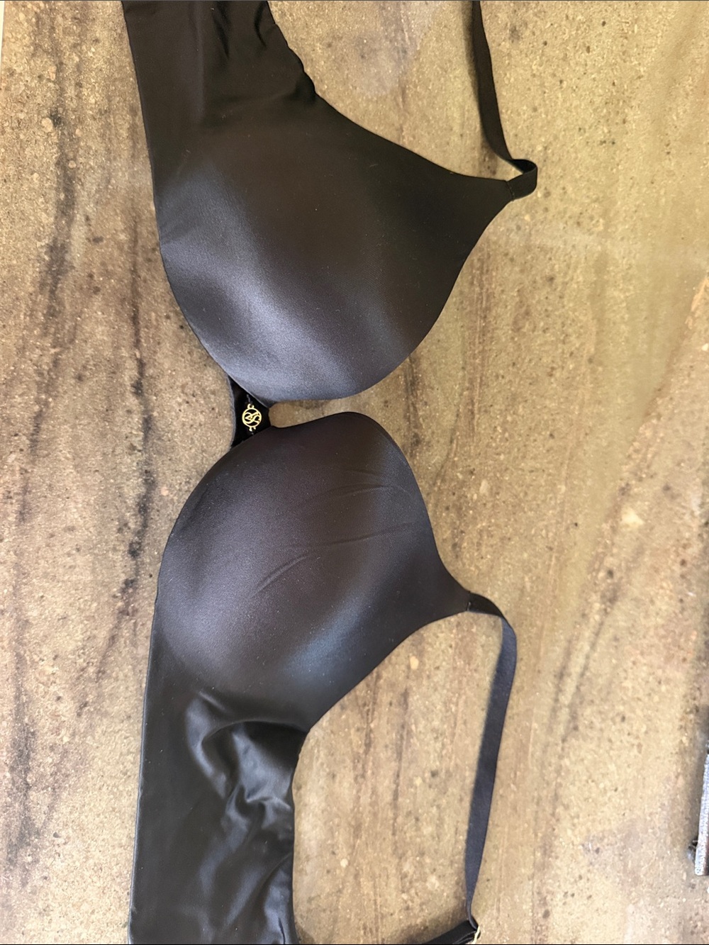 Victoria's Secret Black Smooth T-Shirt Bra with Gold Accent